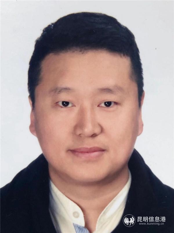 培育科技自信，服务数字云南——访览易科技董事长赵培杰